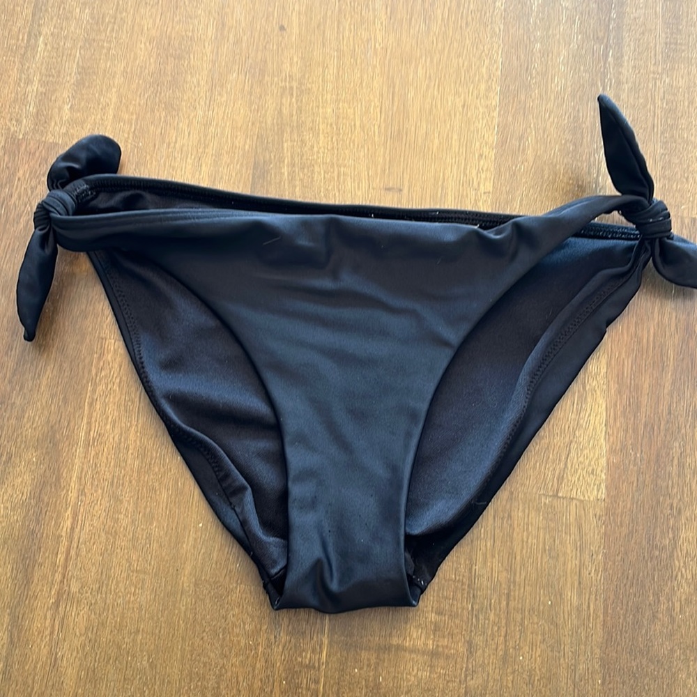 Hollister bikini bottoms xs